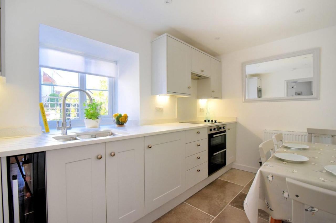 1 Lymbrook Cottages ライム・レジス エクステリア 写真
